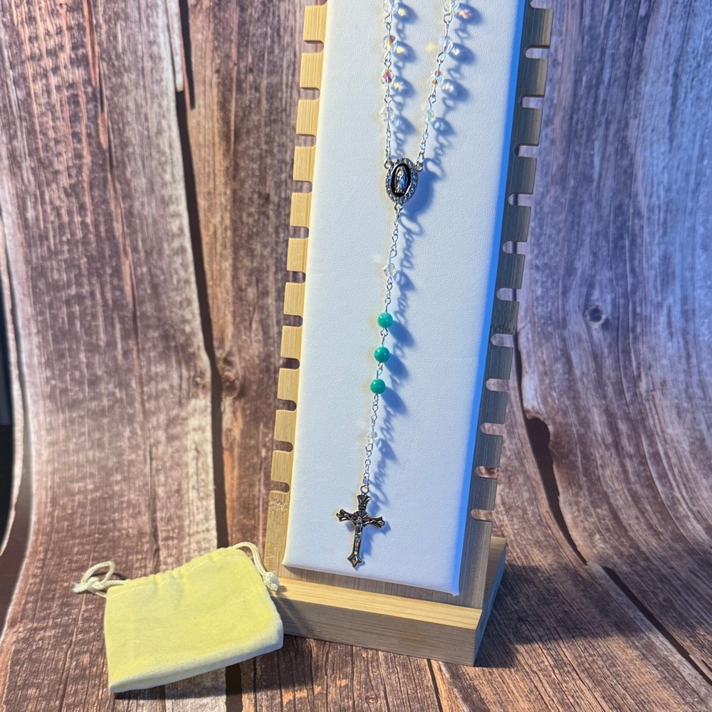NEW Handmade Silver Rosary with Green Beads and Carrying Bag Item #PHK1063